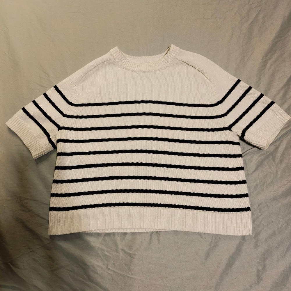 Abercrombie & Fitch Striped Short Sleeve Boxy Knit Sweater Tee White Navy S
